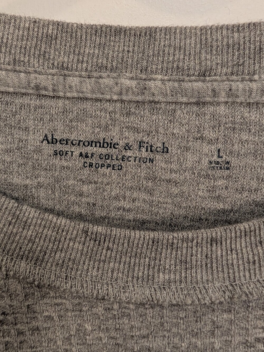 Abercrombie & Fitch Men's Heather Gray Crewneck Waffle Knit Shirt